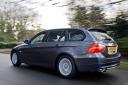 BMW320i04